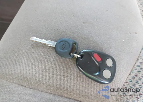 2005 Chevrolet Silverado 1500 Ls из США, поврежденный, VIN 2GCEC19VX51200042